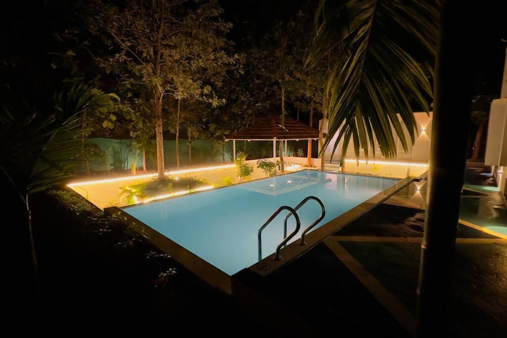 Serenity Farm Stay Hampapura Luaran gambar